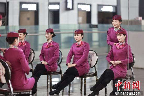 重慶高鐵乘務員服務禮儀培訓中的攝影攝像服務應用